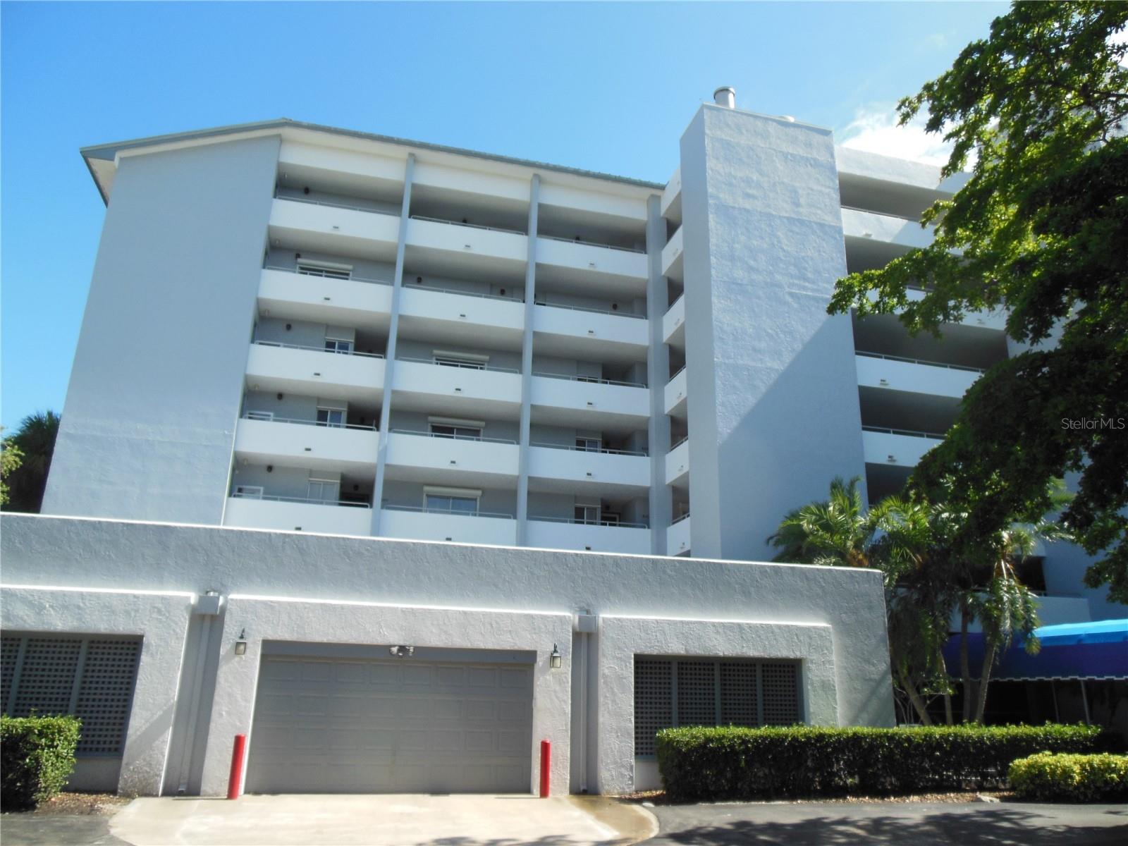 1000 RIVERSIDE PALMETTO FL MLS - 8be347ba 5d51 4971 87a5 11080631ed15 